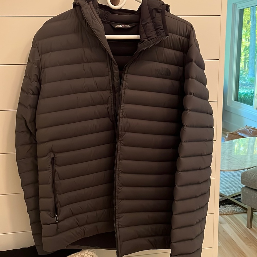 Men’s North Face Hooded Puffer Jacket